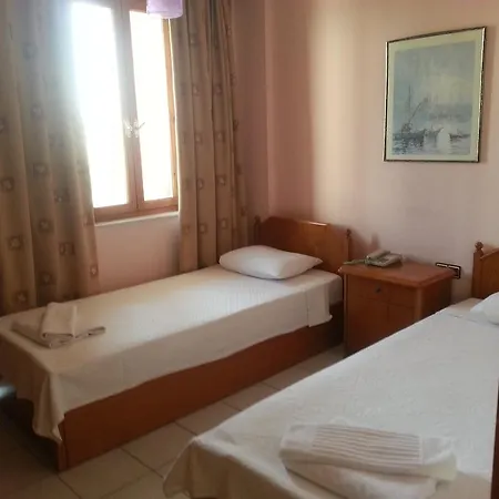 Aparthotel Helene 2*